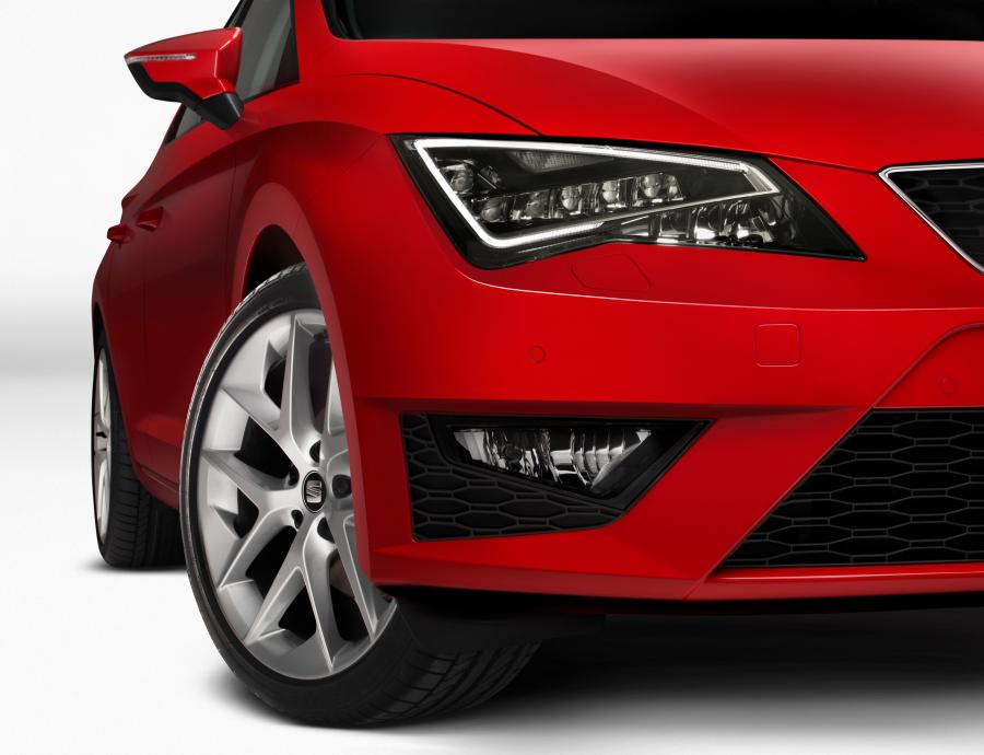  Seat Leon FR 5-Door 2012 года  (фото 13 из 16)